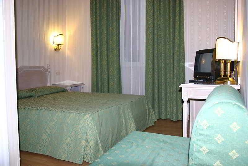 Hotel Villa Torlonia Rome Room photo